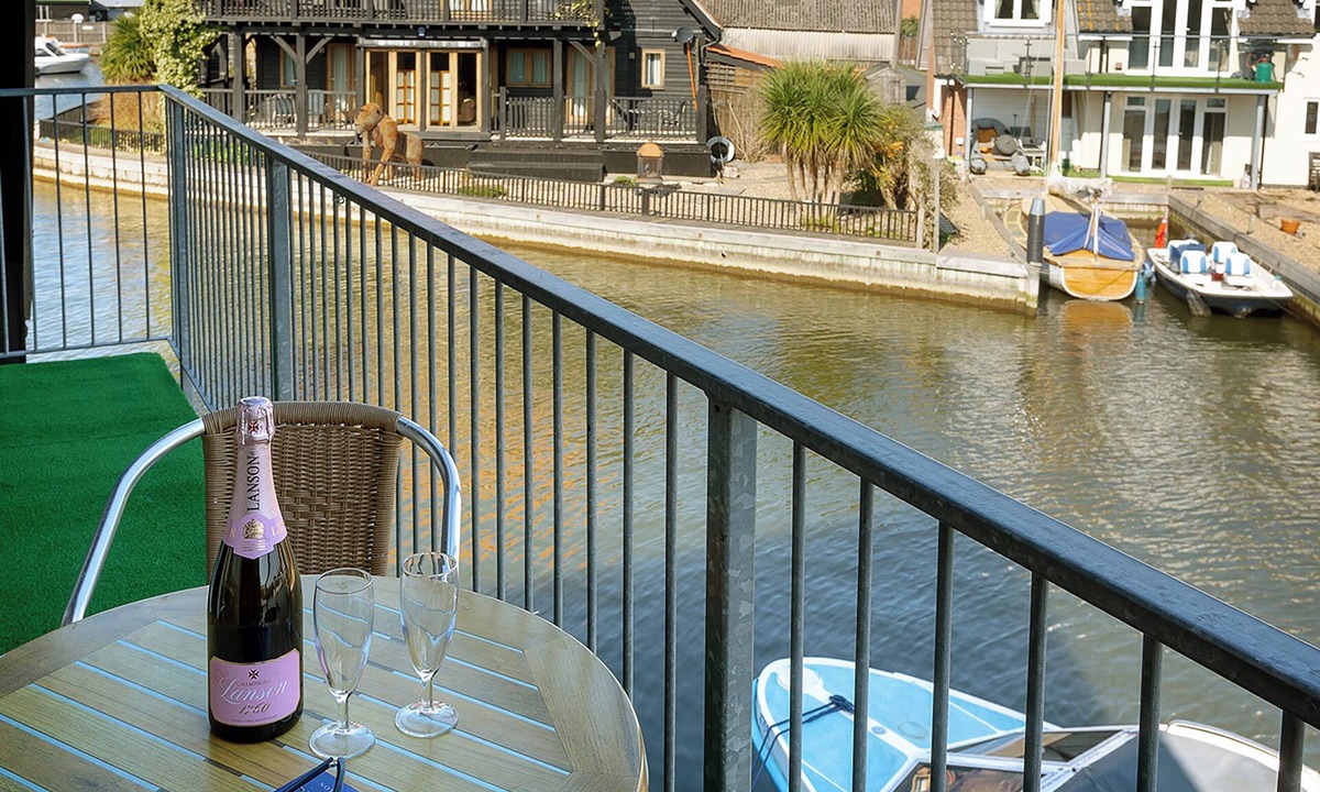 Hoveton Cottage | 4 bedroom accommodation in Wroxham