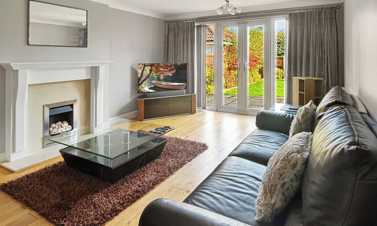 Newark Cottage | 4 bedroom accommodation in Newark