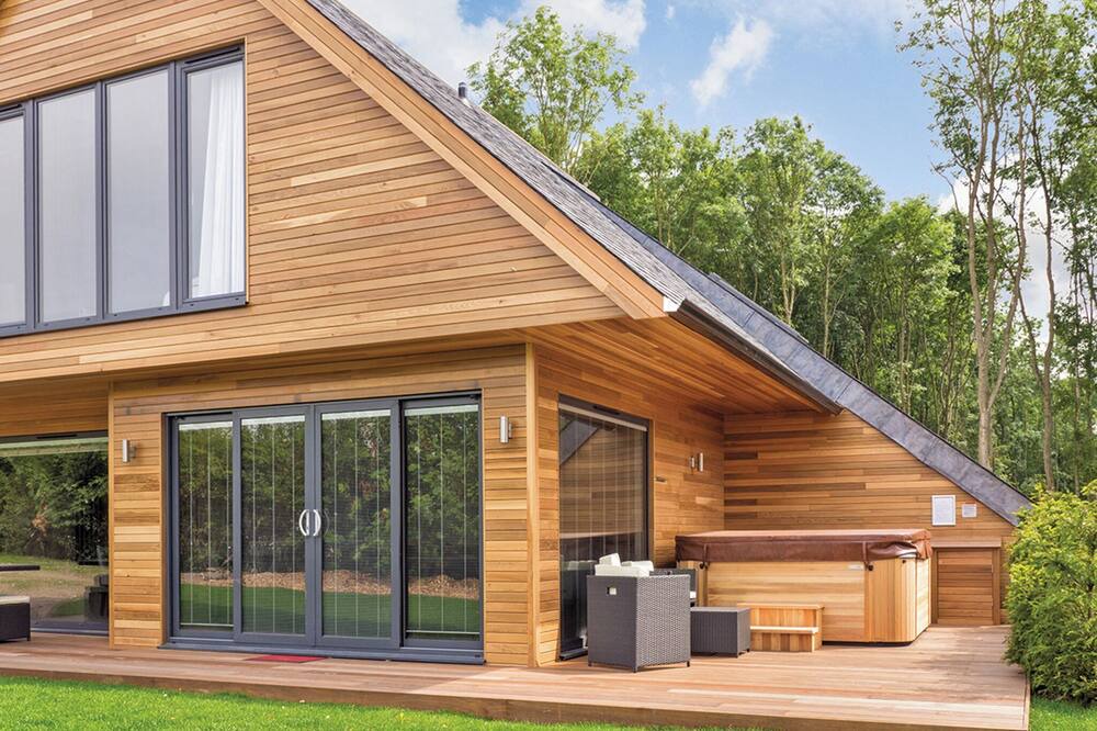 Pocklington Ski Chalet | 4 bedroom accommodation in Pocklington, York