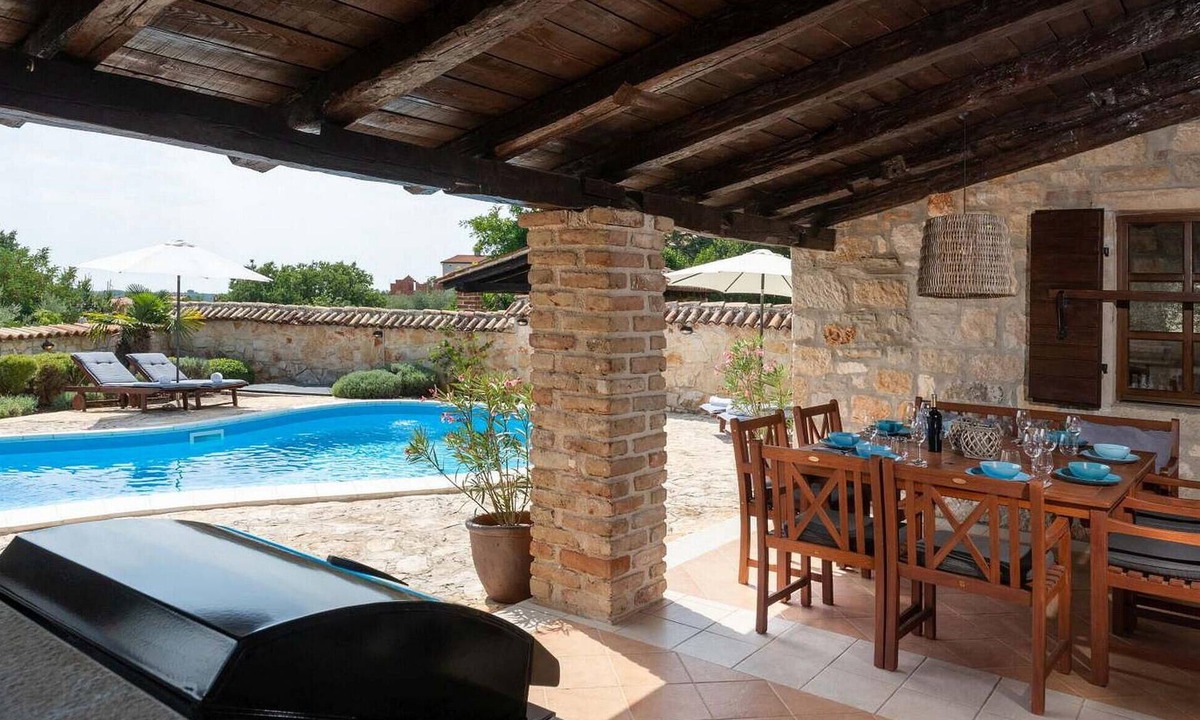 Musalez House | 4 bedroom accommodation in Porec