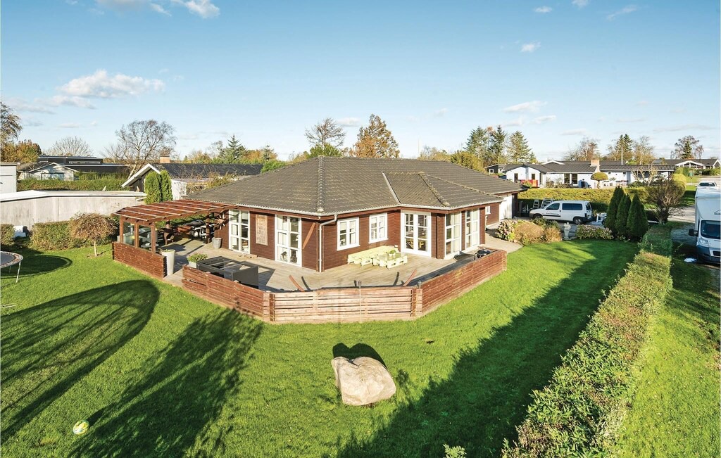 Skæring House | 4 bedroom accommodation in Egå