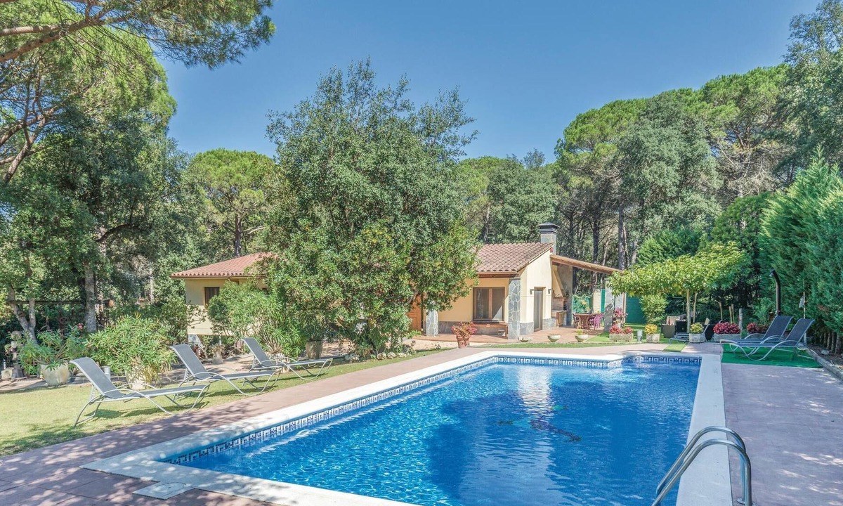 Sils House | 4 bedroom accommodation in Sils