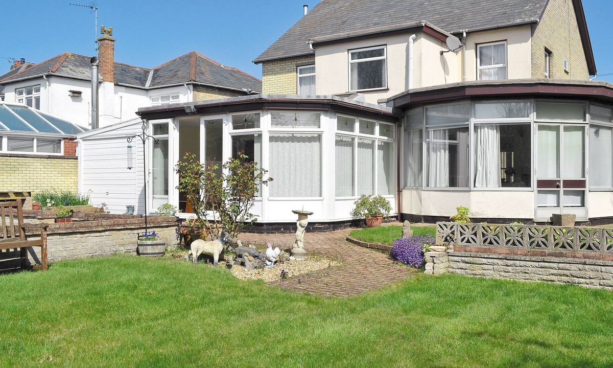 Ely Cottage | 4 bedroom accommodation in Ely