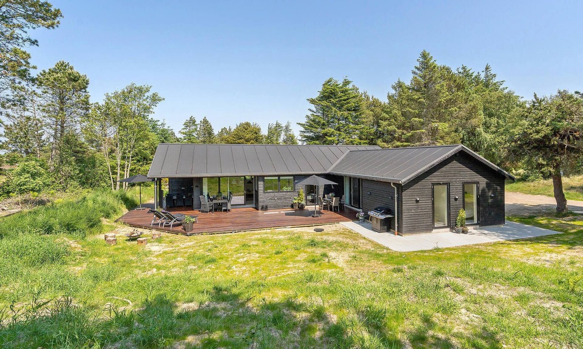 Blokhus House | 4 bedroom amazing home in Blokhus