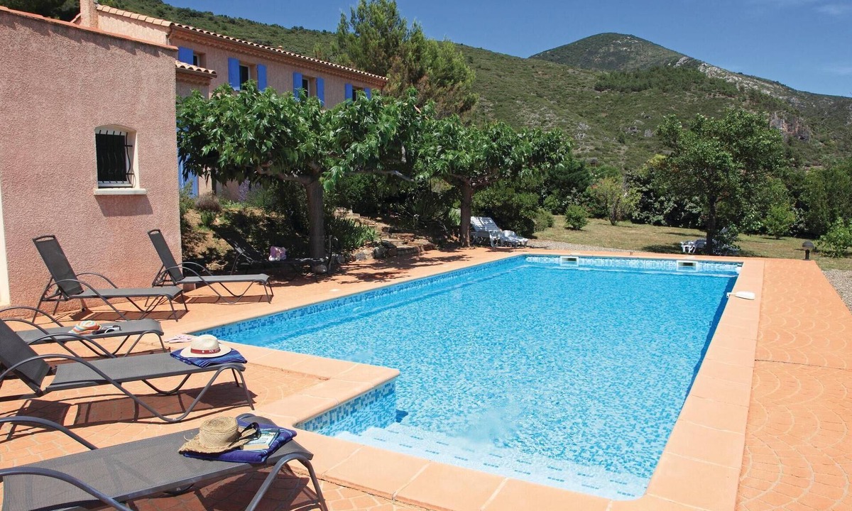 Roquebrun House | 4 bedroom awesome home in Roquebrun
