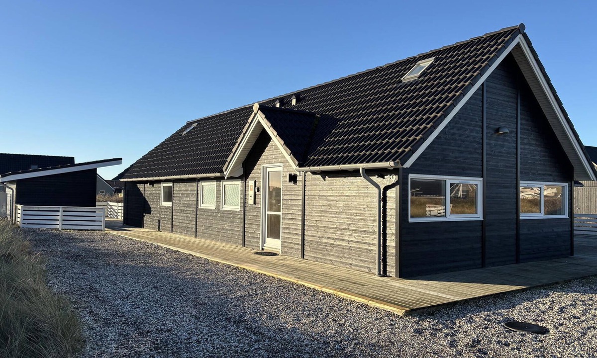 Vrist Strand House | 4 bedroom awesome home in Harboøre