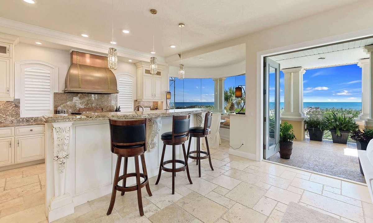 Palm Coast Cottage | 4 Bedroom Beach Bliss