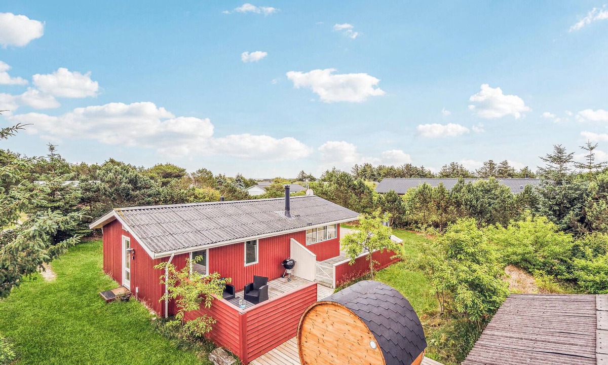 Nørre Lyngvig House | 4 bedroom beautiful home in Hvide Sande