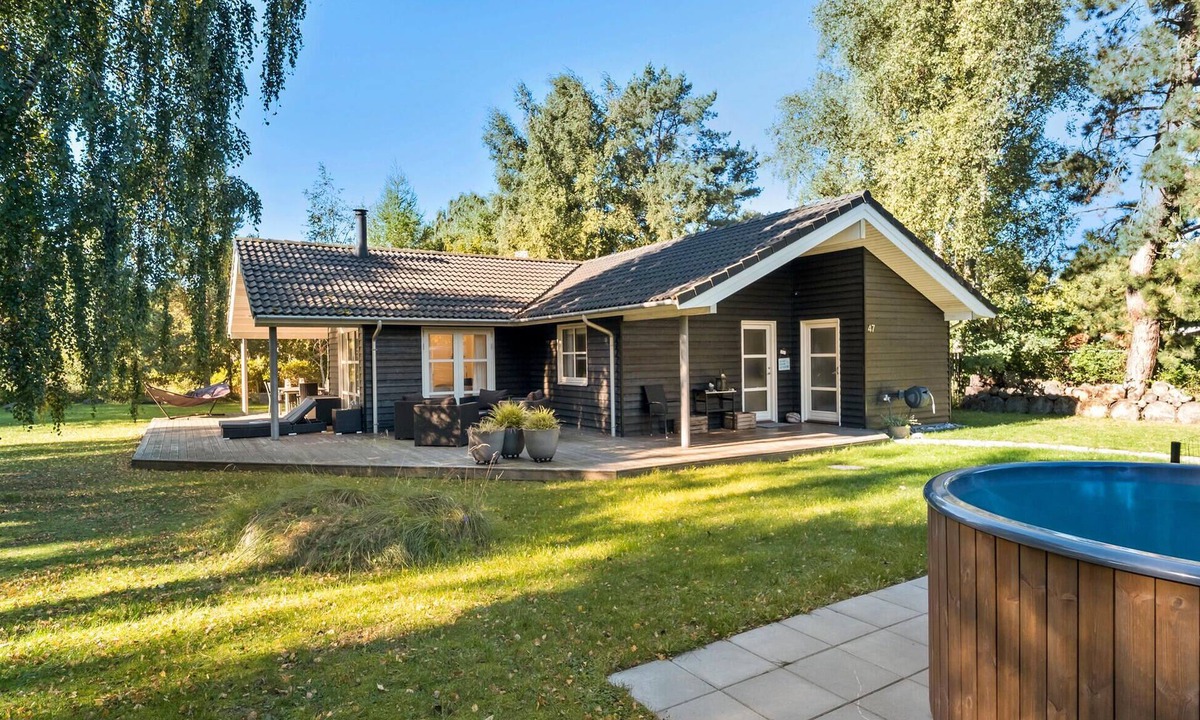 Nykobing Sjaelland House | 4 bedroom beautiful home in Nykøbing Sj
