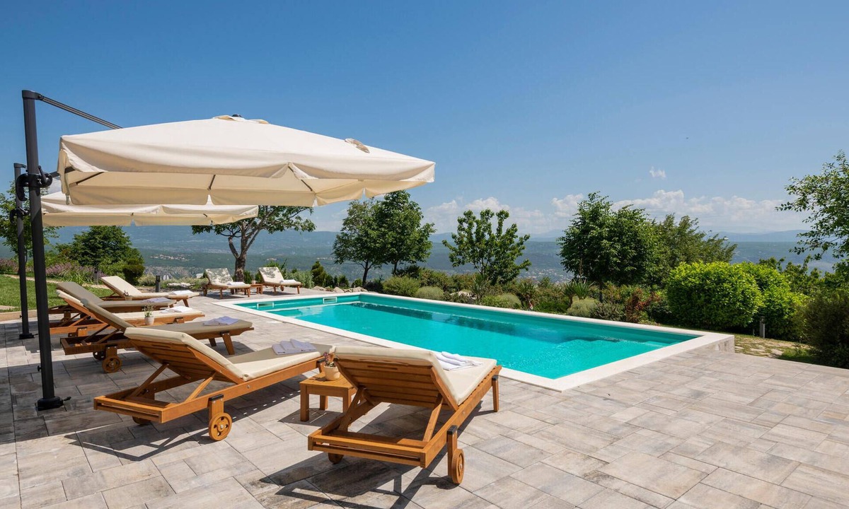Lokvicici House | 4 bedroom beautiful home in Lokvicici