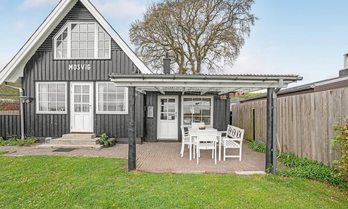 Bjert House | 4 bedroom beautiful home in Bjert