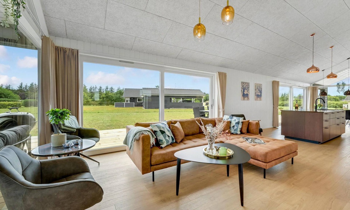 Bork Havn House | 4 bedroom beautiful home in Hemmet