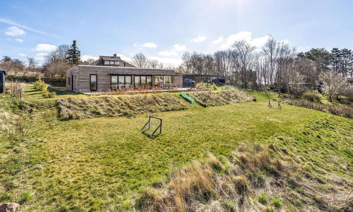 Knebel House | 4 bedroom beautiful home in Knebel