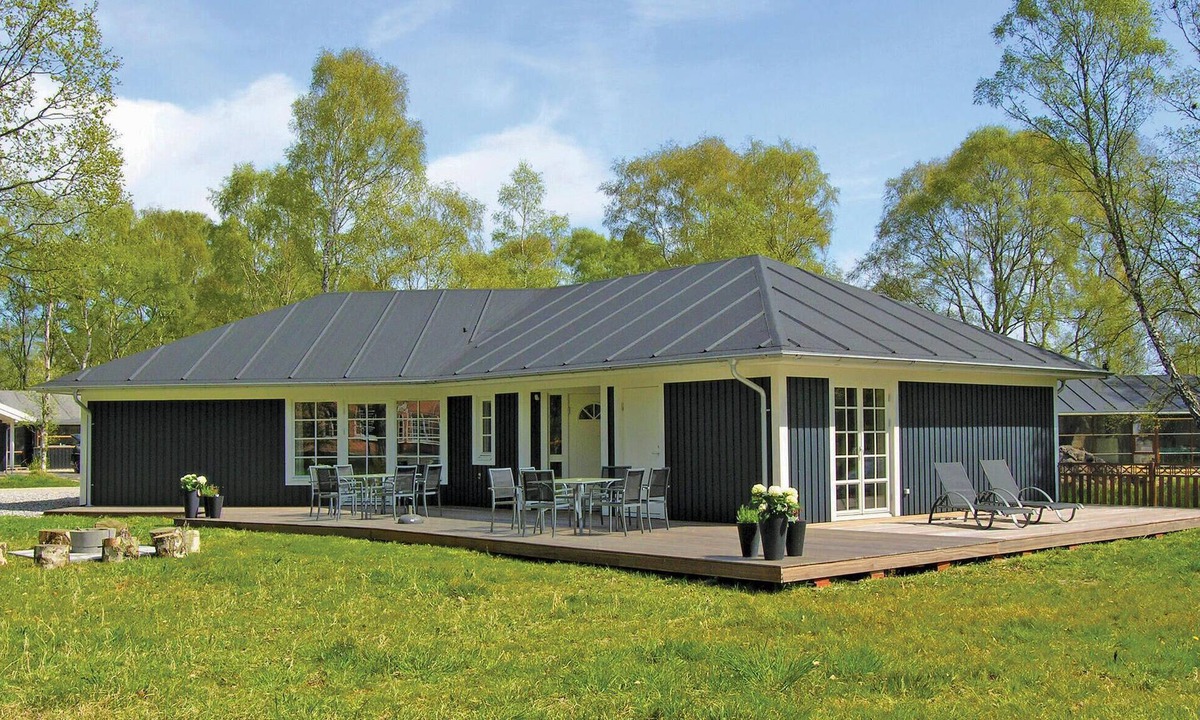 Grena Strand House | 4 bedroom cozy home in Grenaa