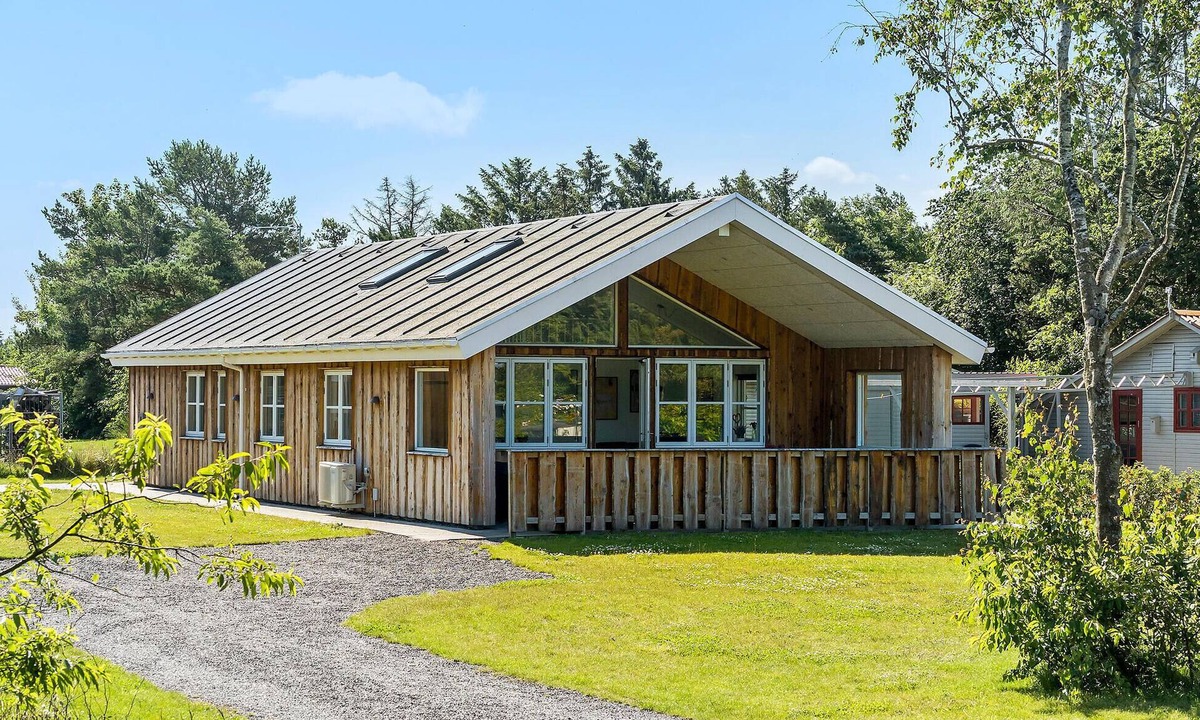 Skjern House | 4 bedroom cozy home in Skjern