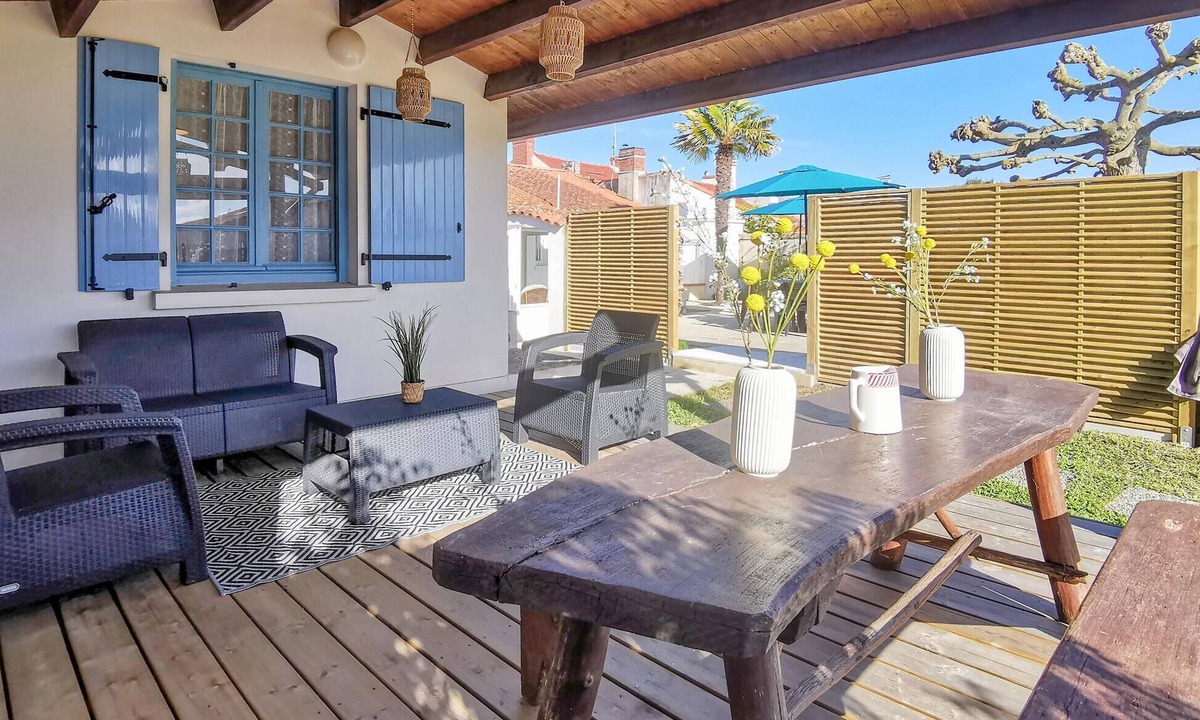 LʼAiguillon-sur-Mer House | 4 bedroom amazing home in L'Aiguillon la Presqu'