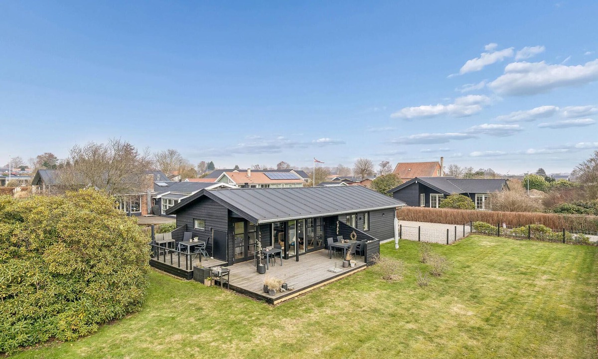 Juelsminde House | 4 bedroom gorgeous home in Juelsminde