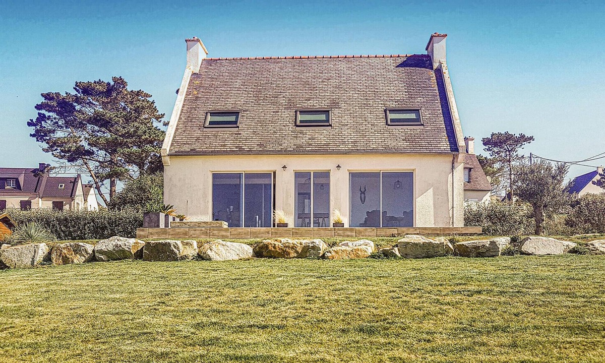 Plouarzel House | 4 bedroom gorgeous home in Plouarzel