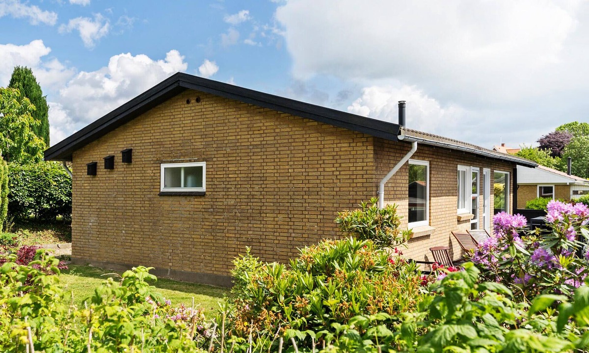 Grasten House | 4 bedroom gorgeous home in Gråsten