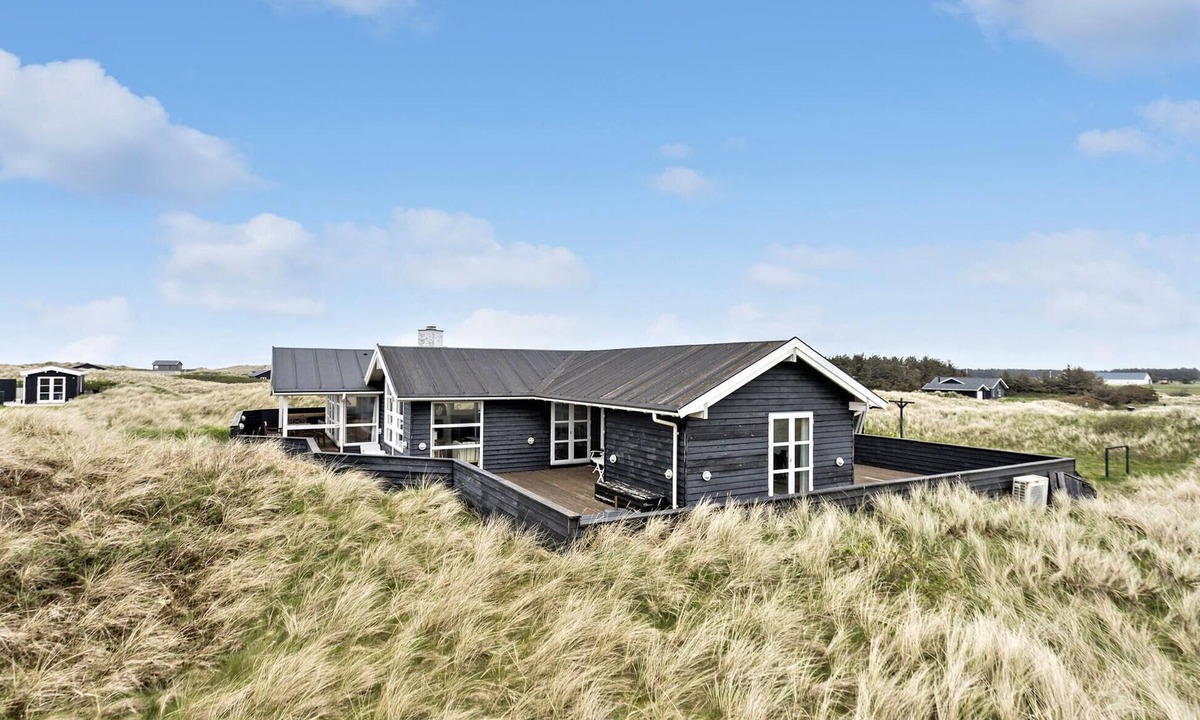 Hvorup Klit House | 4 bedroom gorgeous home in Løkken