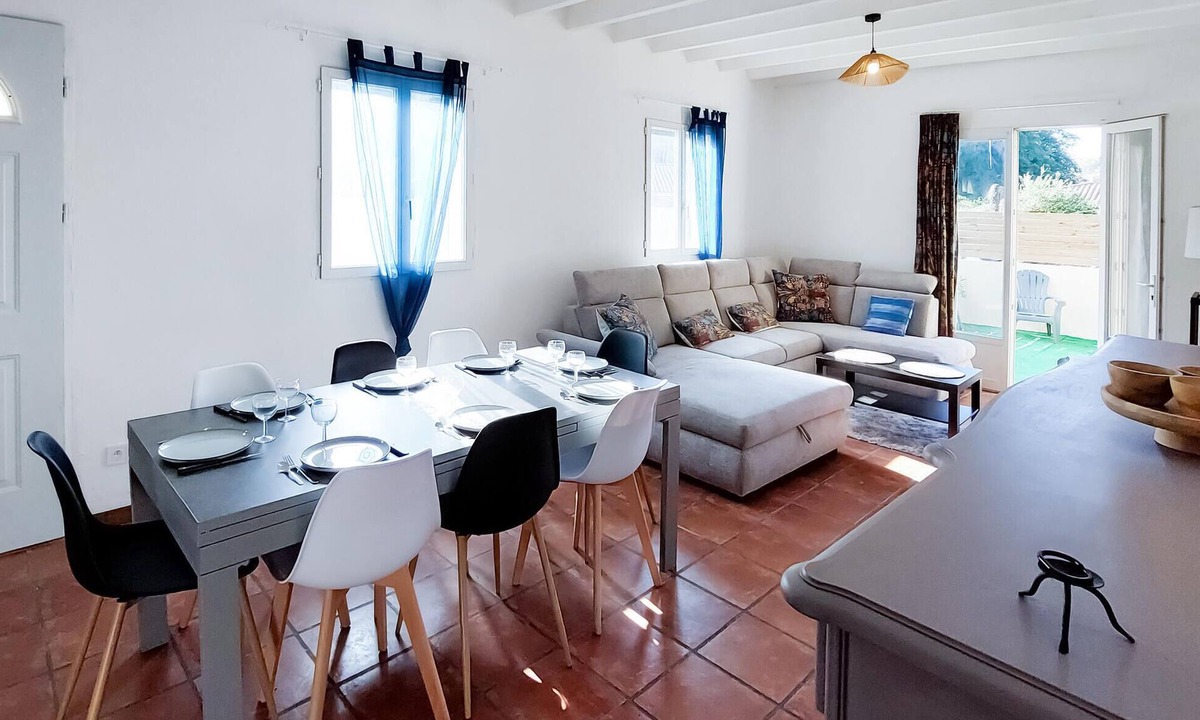 Lanton House | 4 bedroom gorgeous home in Lanton