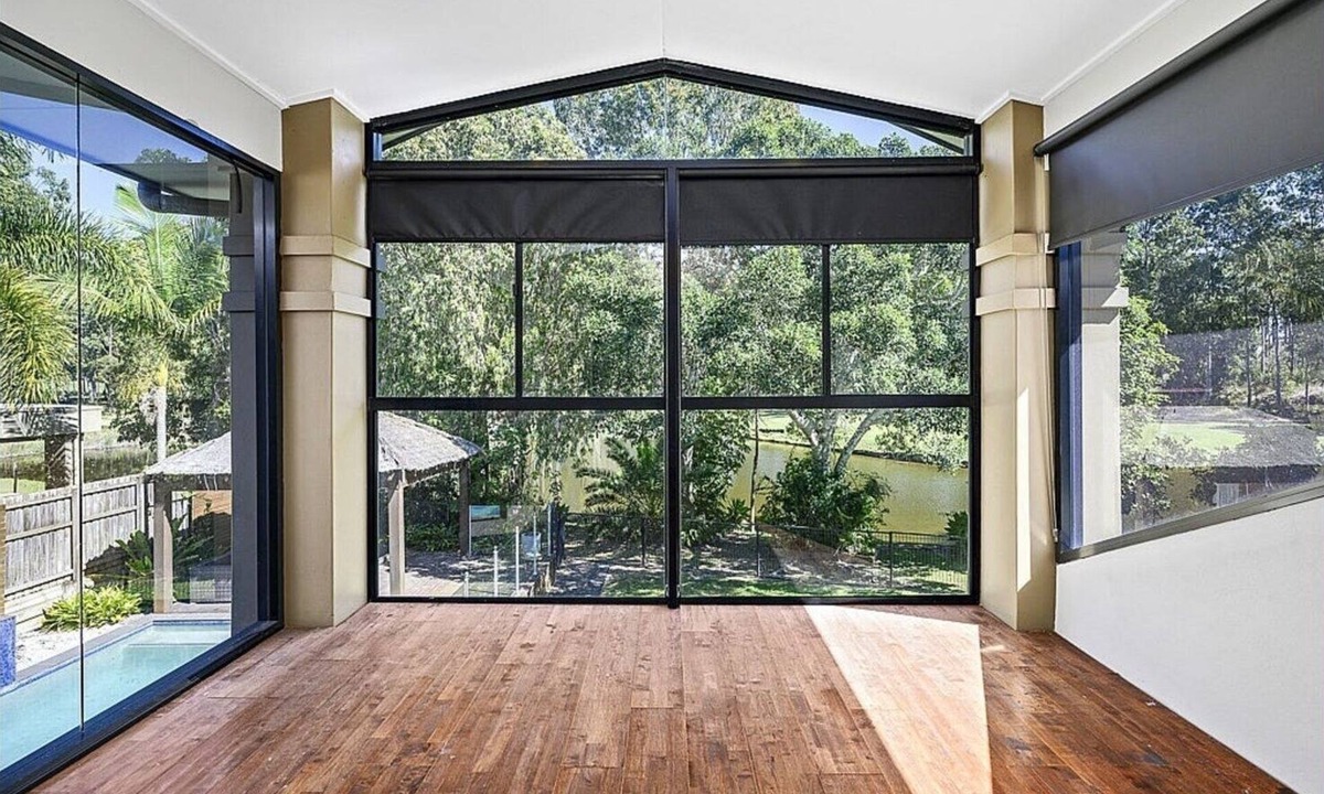 Brookwater House | 4-bedroom house @ Brookwater