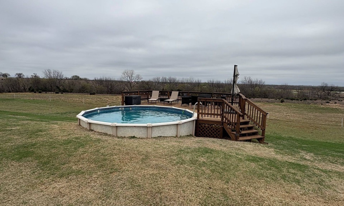 Slaughterville House | 4-bedroom house in delightful Lexington with fitness room, WiFi, AC