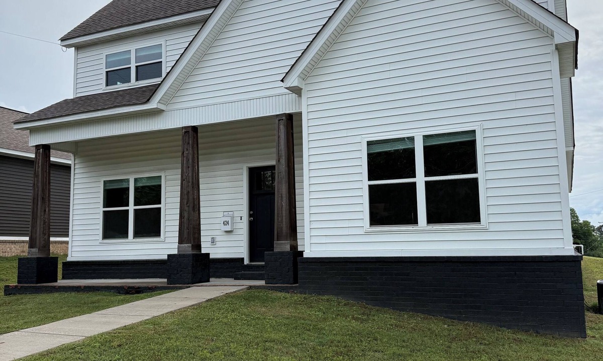 Benton House | 4-bedroom house in Downtown Benton