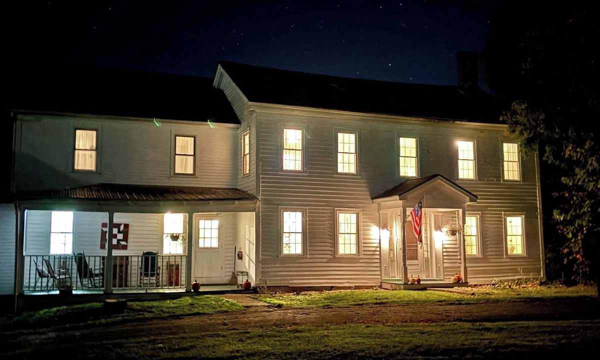 Bridport House | 4-bedroom house on the town green in the heart of charming Bridport, Vermont