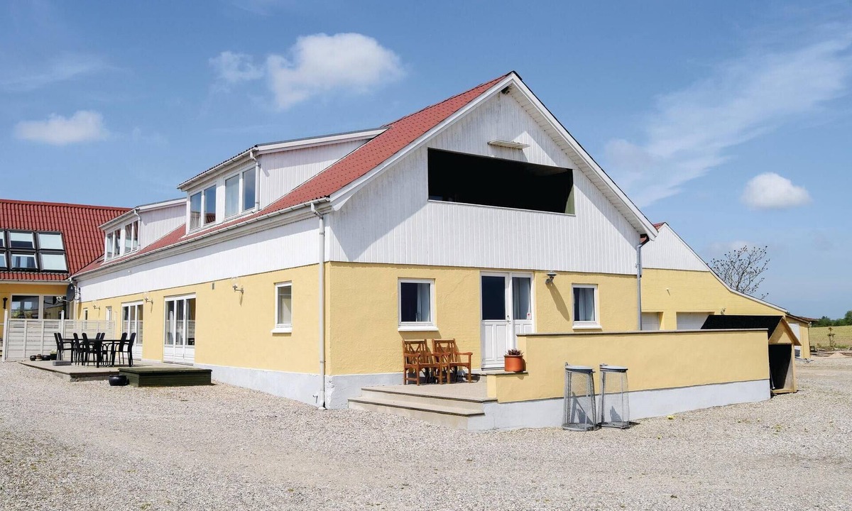 Rudkobing Apartment | 4 bedroom lovely apartment in Rudkøbing