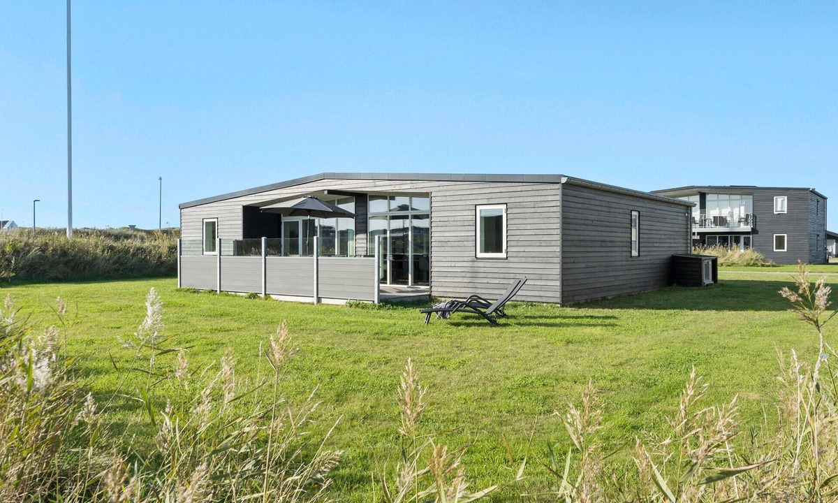 Sondervig House | 4 bedroom lovely home in Ringkøbing