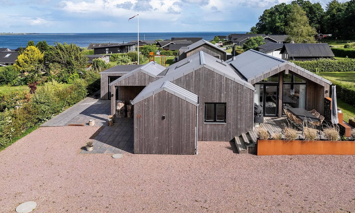 Kelstrup House | 4 bedroom nice home in Haderslev