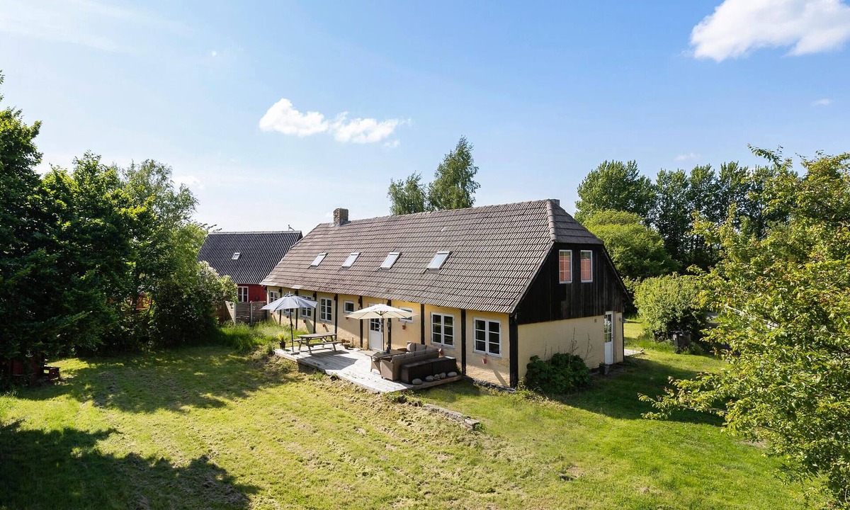 Osterlars House | 4 bedroom nice home in Gudhjem