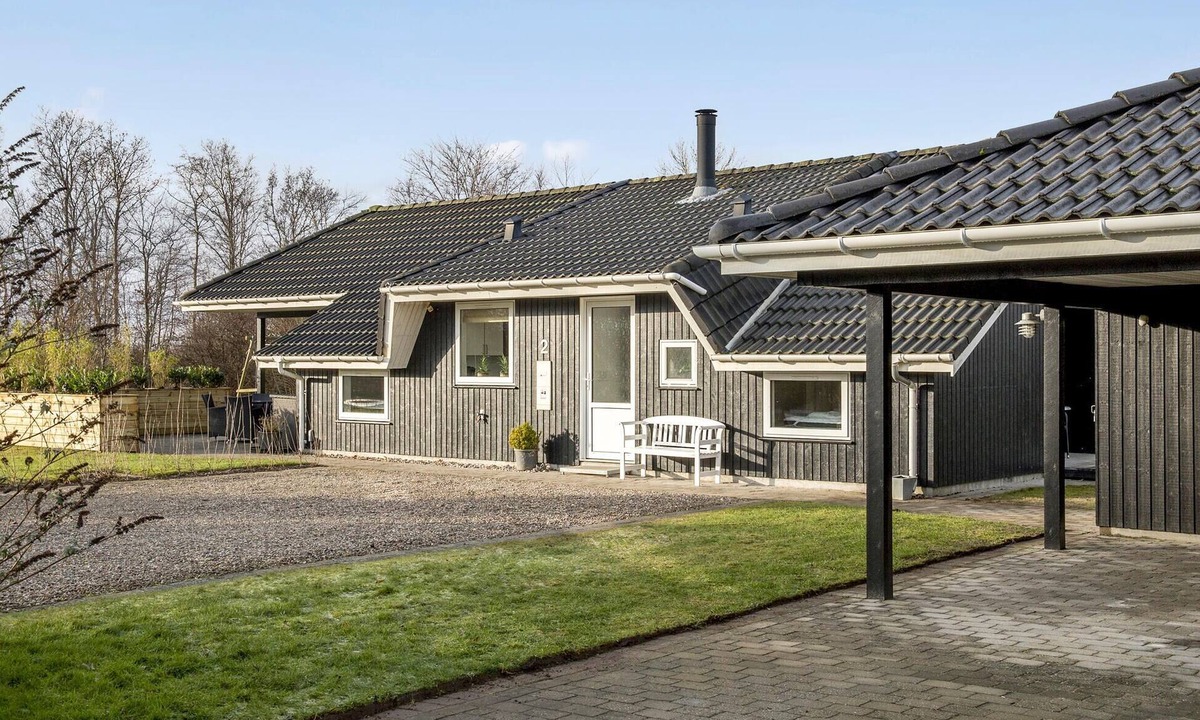 Hasmark Strand House | 4 bedroom nice home in Otterup