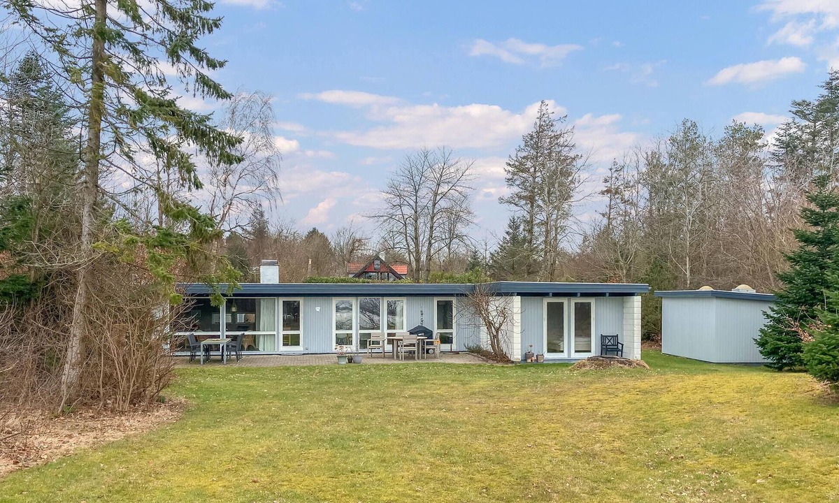Thyholm House | 4 bedroom nice home in Thyholm