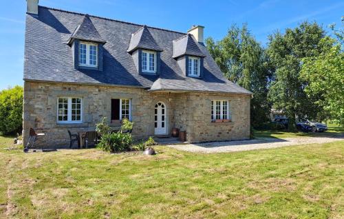 Plouigneau House | 4 Bedroom Nice Home In Plouigneau