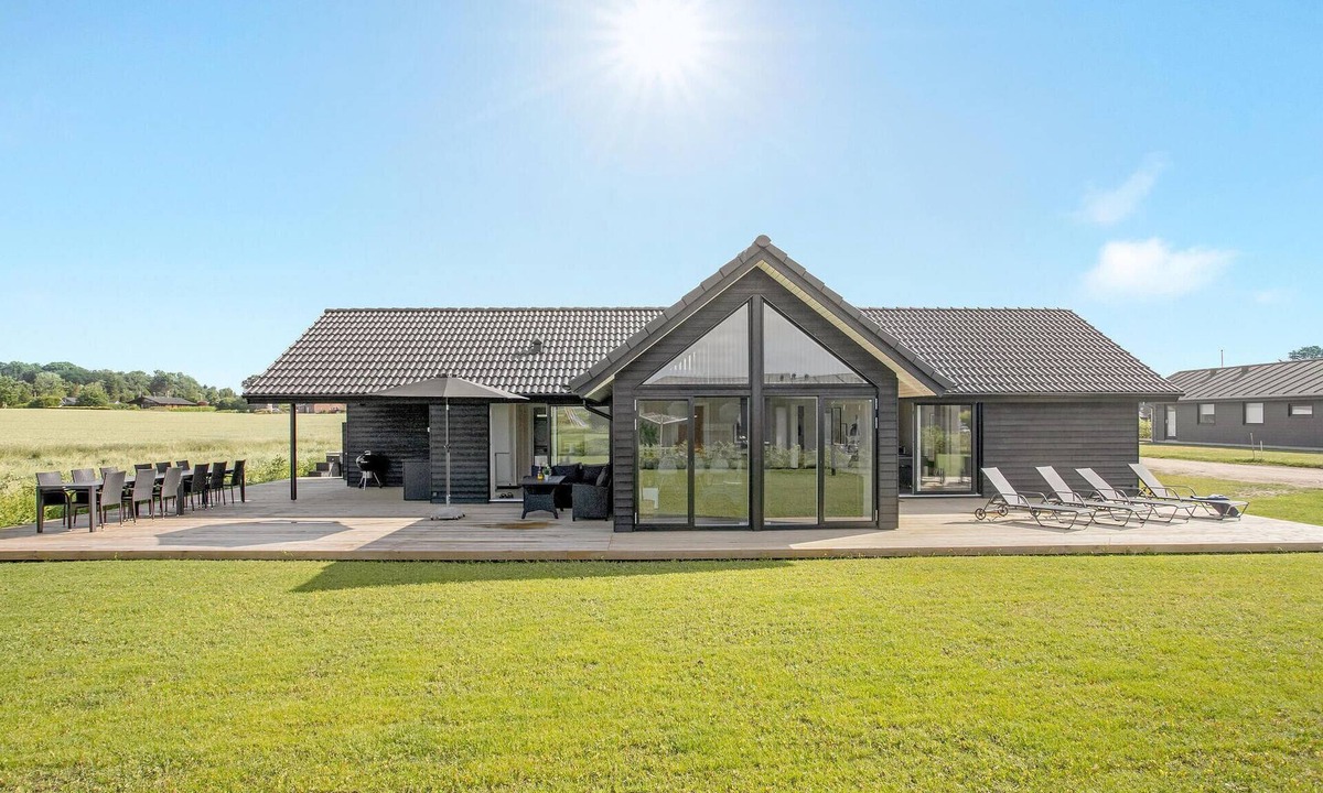 Odder House | 4 bedroom nice home in Odder