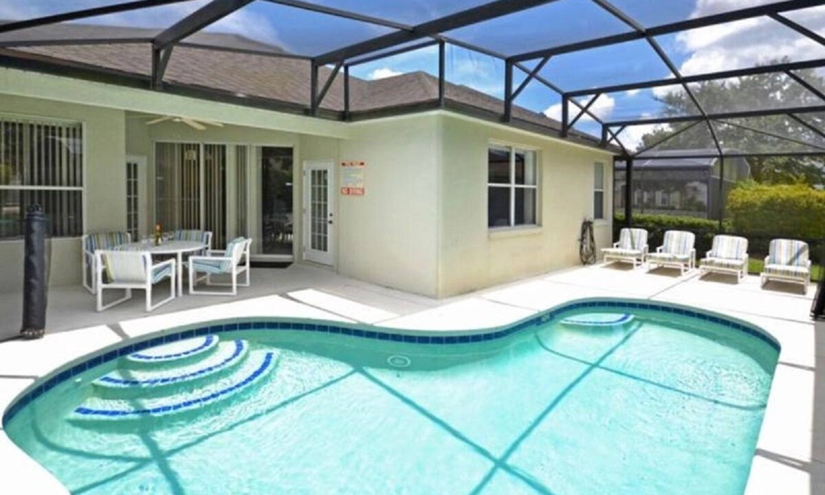 Vista del Lago Villa | 4 Bedroom Private Pool Home
