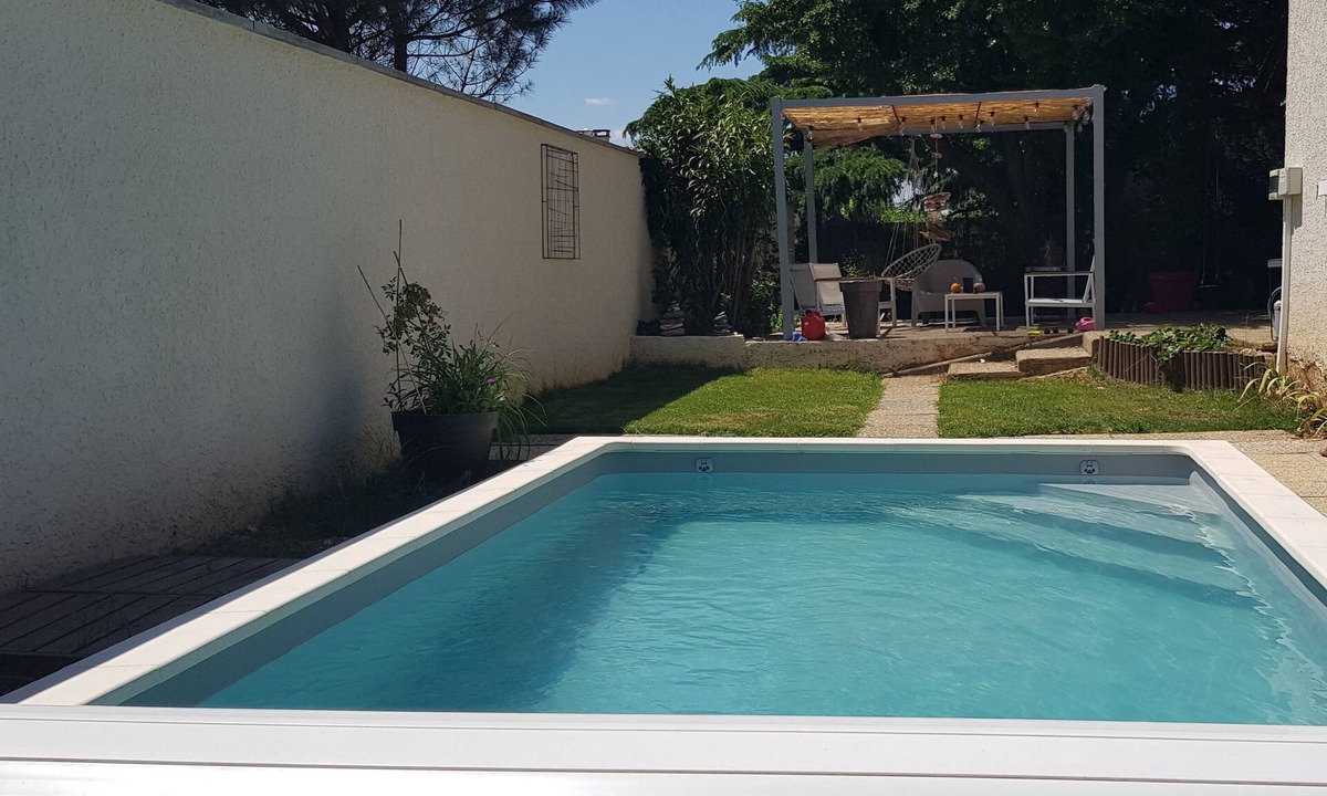 Corbas House | 4 Bedroom Private vacation home in Corbas