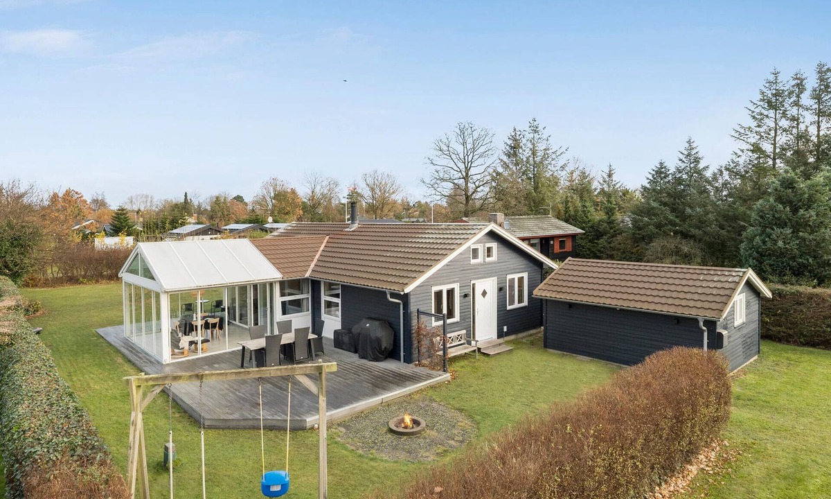 Haslevgarde House | 4 bedroom stunning home in Hadsund