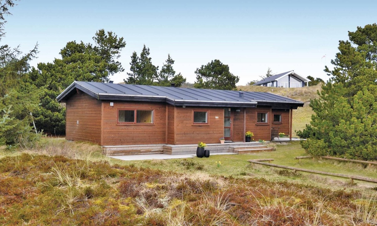 Rindby Strand House | 4 bedroom stunning home in Fanø