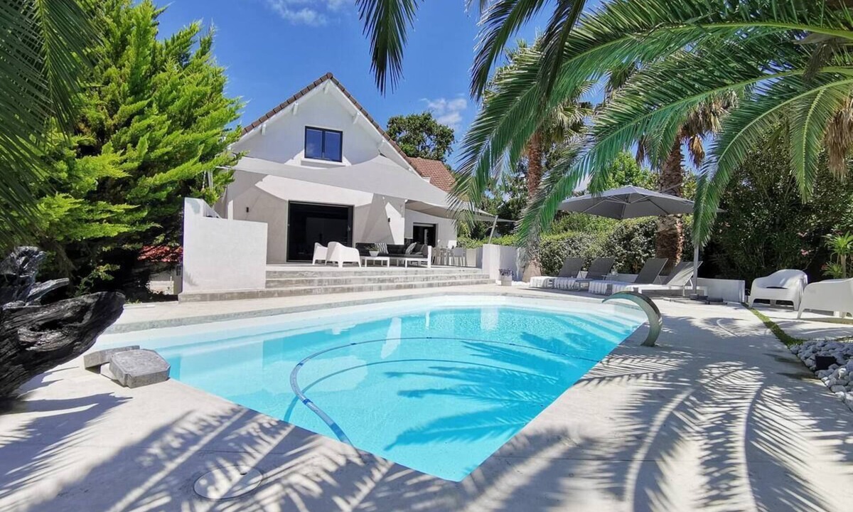 Anglet Villa | 4 Bedroom Villa in Anglet