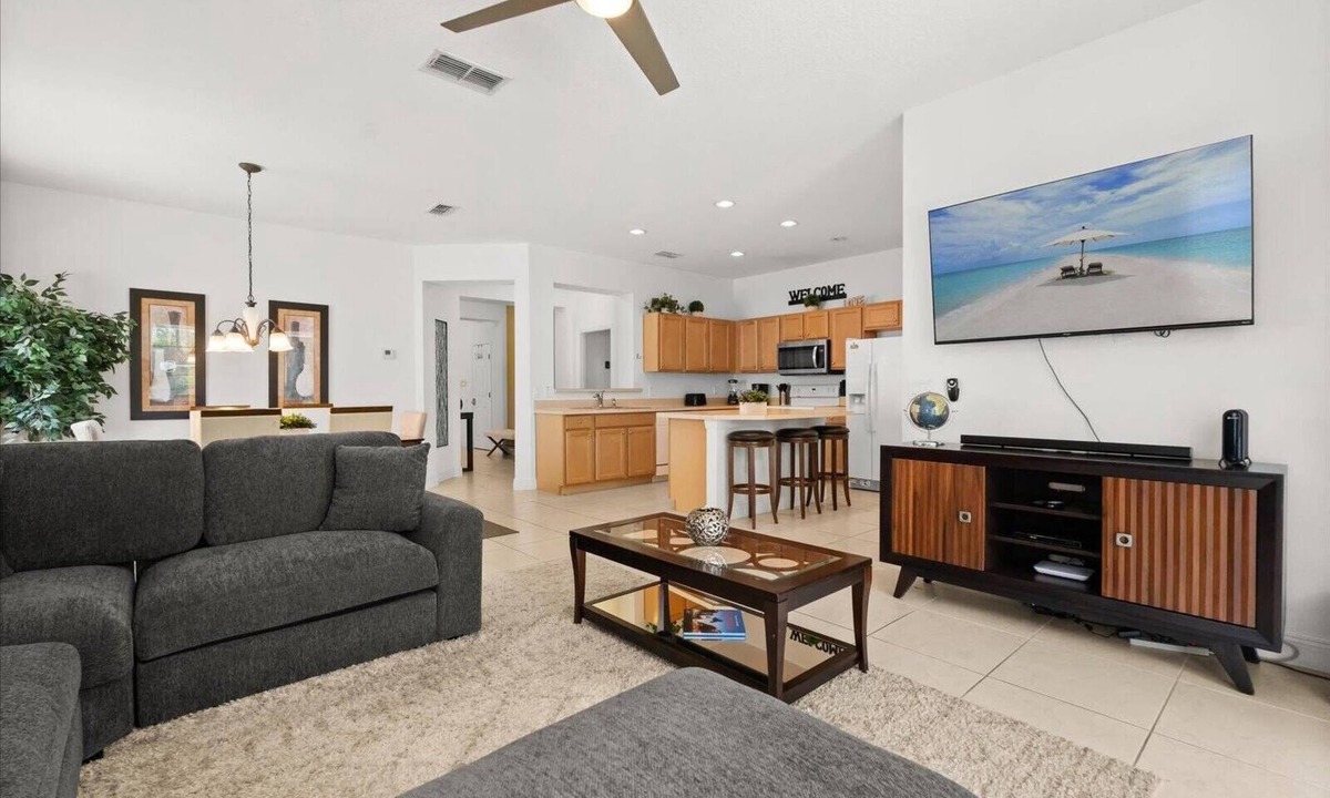Bellavida House | 4 Bedrooms/3 Bathrooms/Bella Vida (400LF)