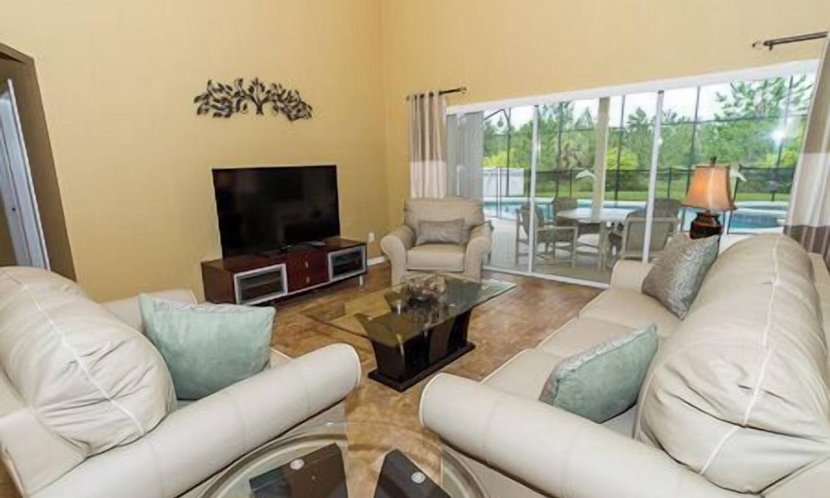 West Haven House | 4 BEDROOMS - 3 BATHROOMS - PRIVATE POOL & SPA
