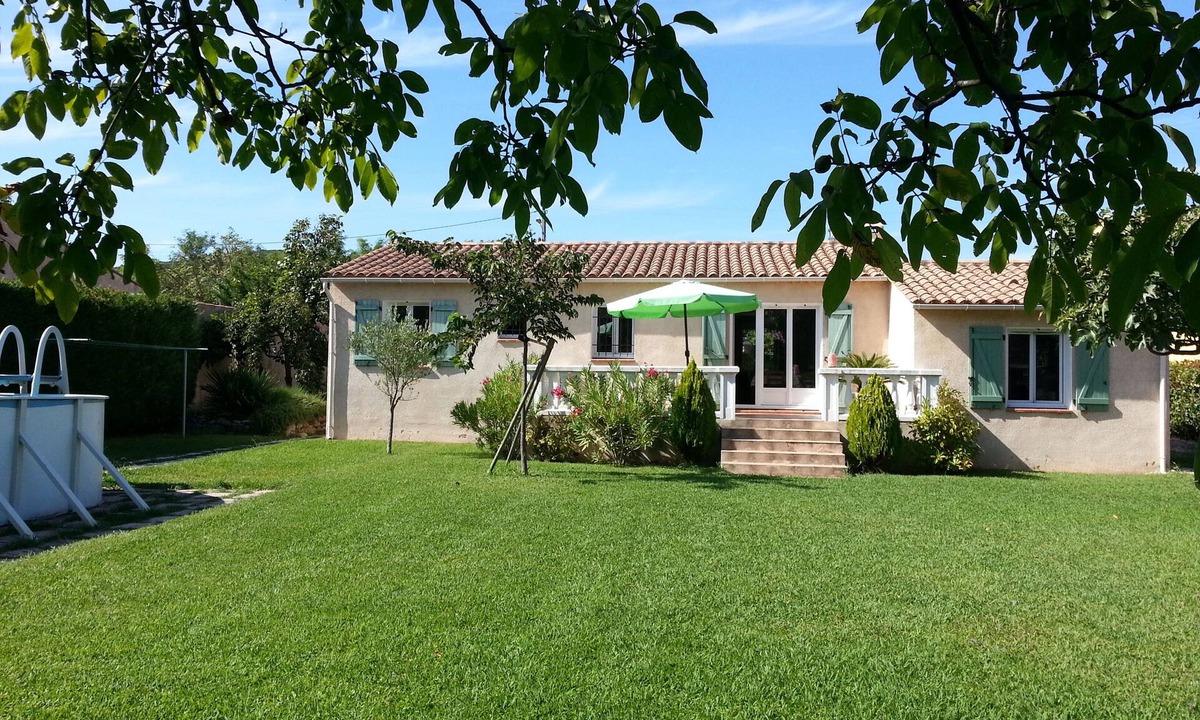 Pignans House | 4 bedrooms in Home and Studio