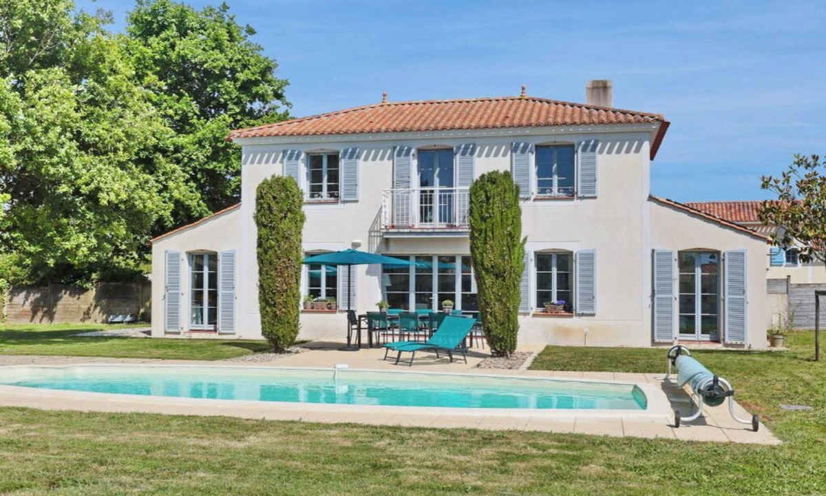Coex Villa | 4 Bedrooms Villa In Coëx