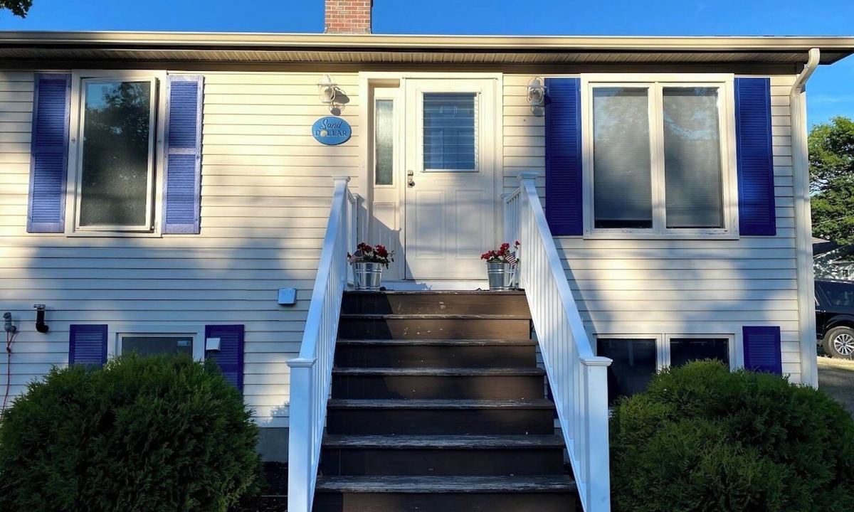 Camp Ellis House | 4 BR/3 Bath house in Ferry Beach
