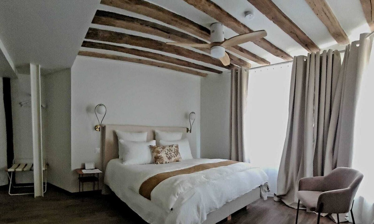 Sens Bed & Breakfast | 4 Charming Suites & downtown