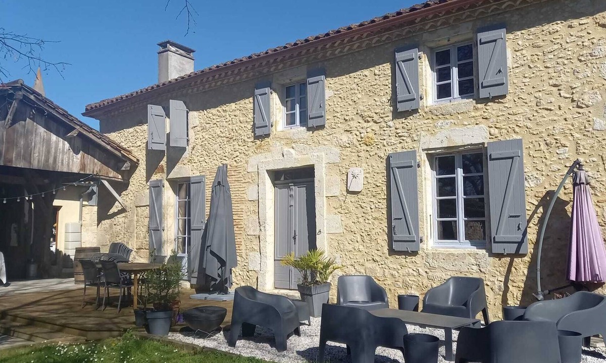 Montreal Villa | 4 clévacances stone property with pool secure, and comfortable