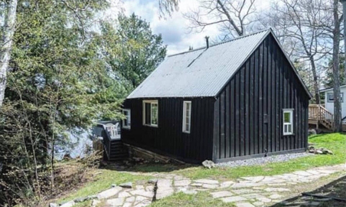 Muskoka Lakes Cabin | #4 Cozy Muskoka Lake Cottages